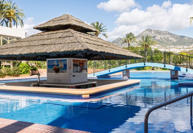 ALFRESCO STAYS BenalBeach Summer Breeze