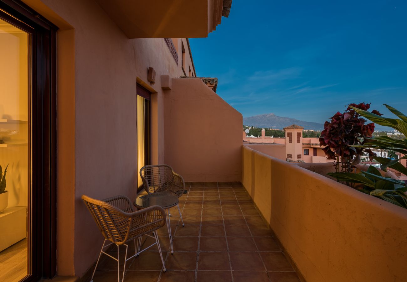 Apartamento en Benahavís - APARTAMENTO CLÁSICO DE DOS DORMITORIOS