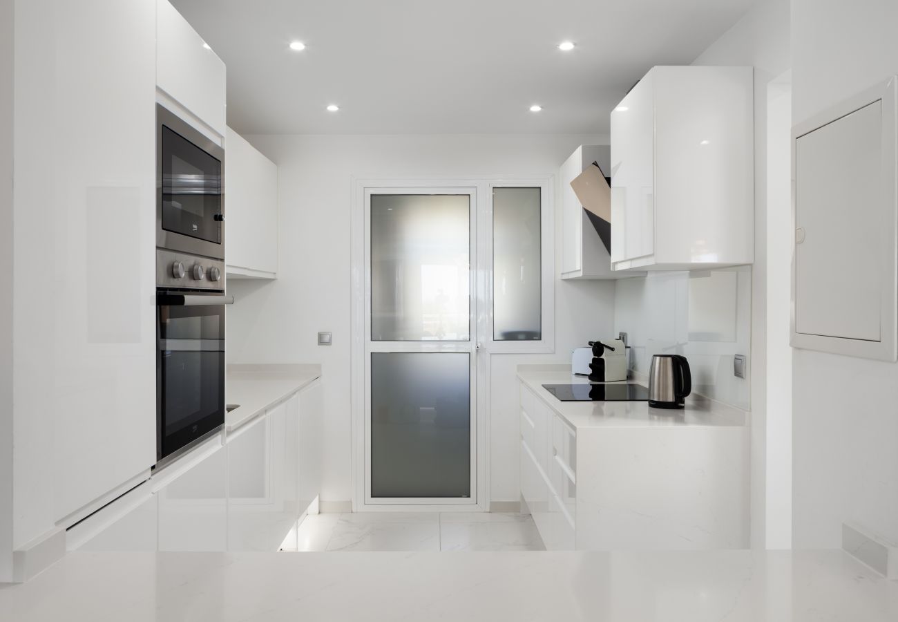 Apartamento en Mijas Costa -  Chaparral Seafront by Alfresco Stays