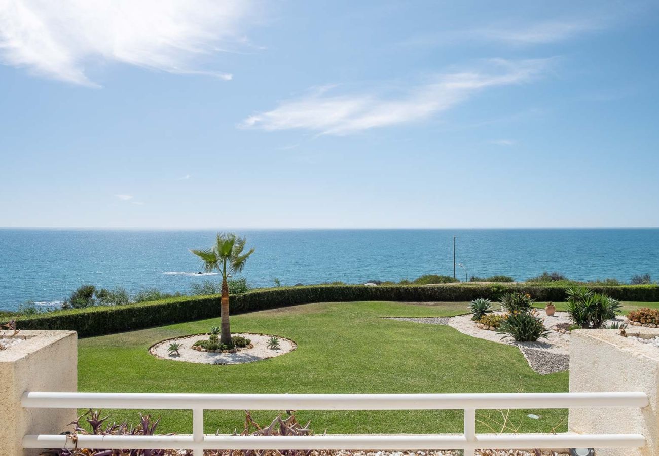 Apartamento en Mijas Costa -  Chaparral Seafront by Alfresco Stays