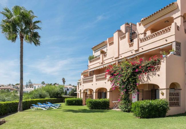 Apartamento en Mijas Costa - Mijas Breathtaking Infinity Sea Views by Alfresco Stays