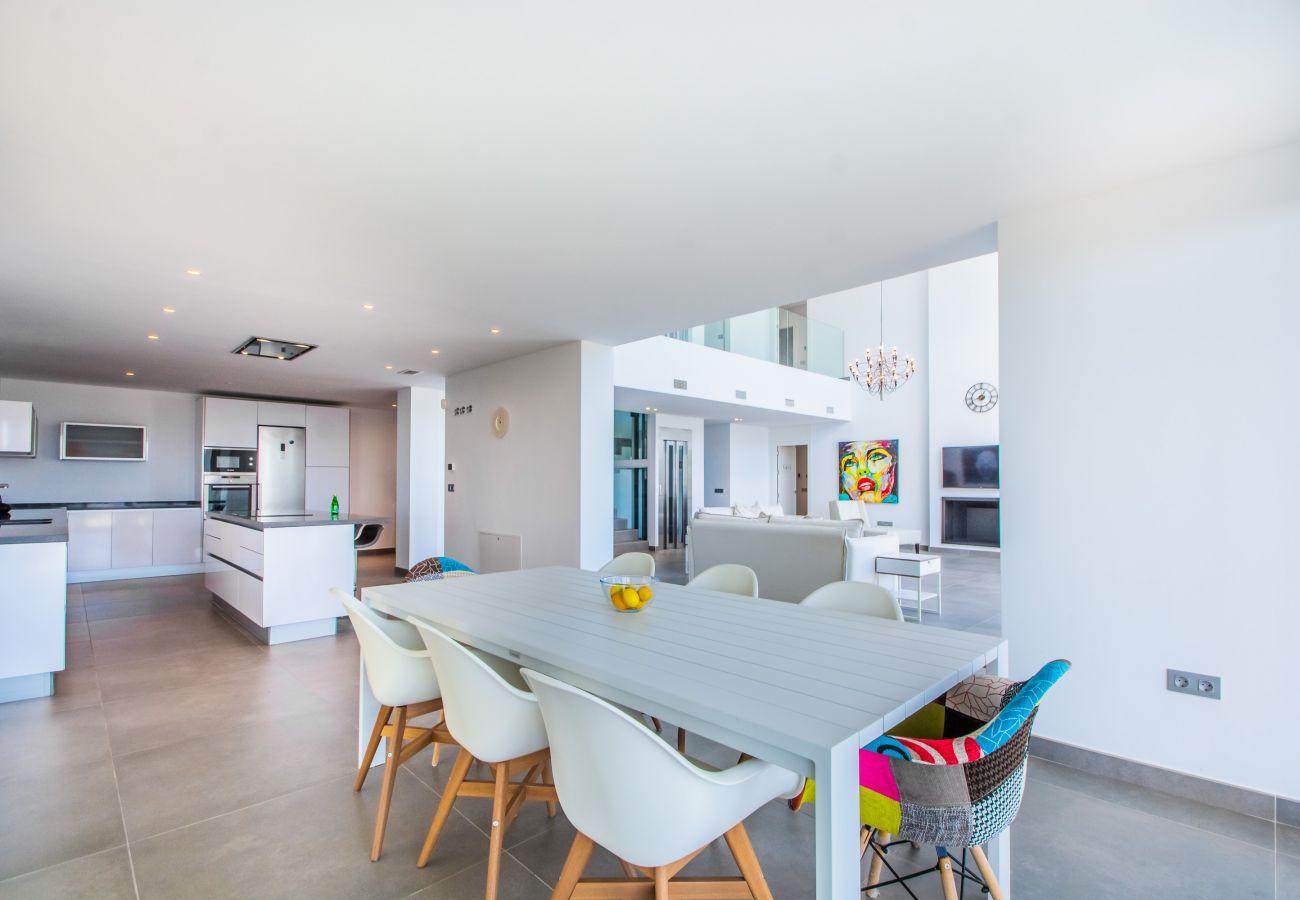 Villa en Ojen - Dolce Vita Villa by Alfresco Stays