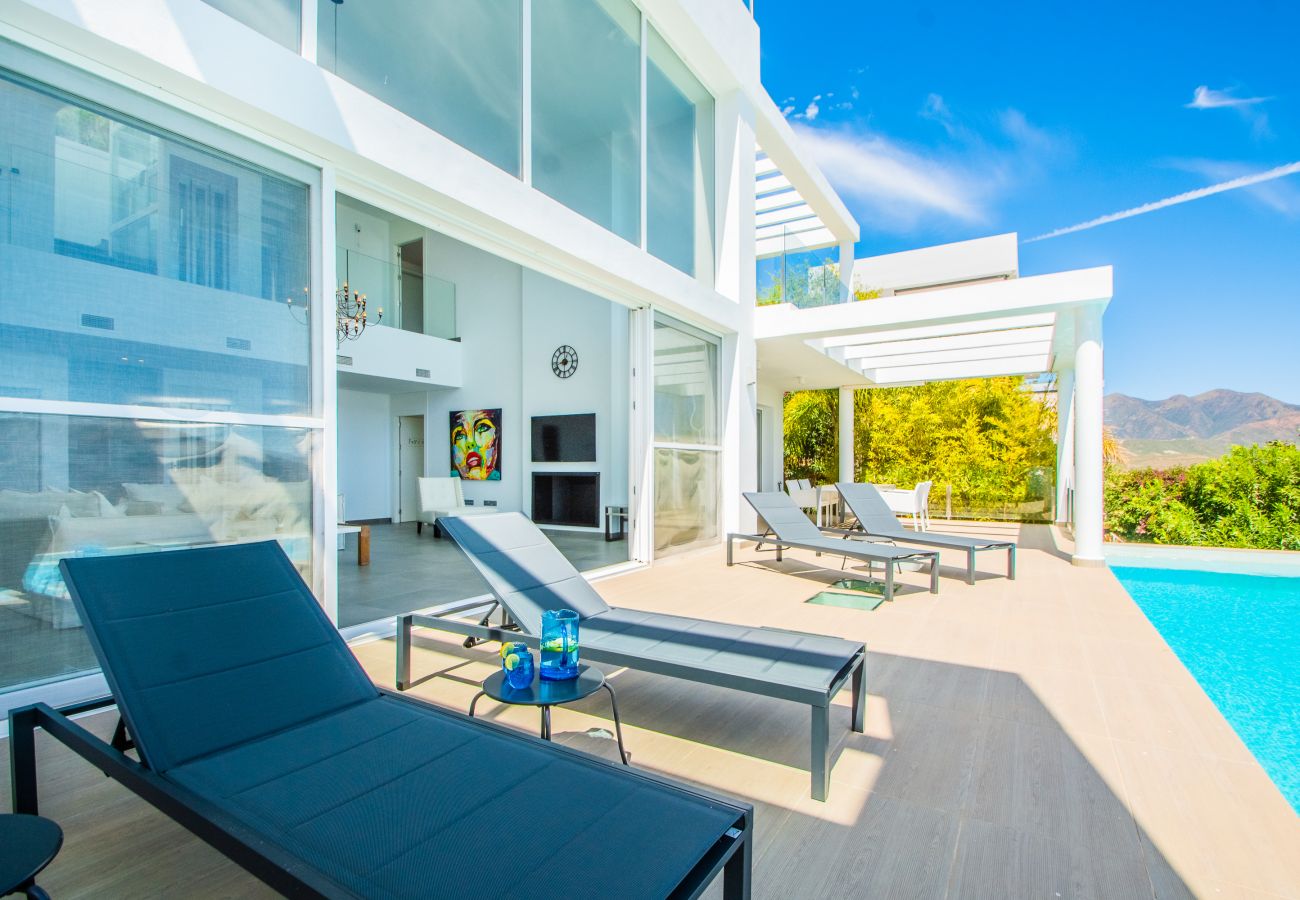Villa en Ojen - Dolce Vita Villa by Alfresco Stays