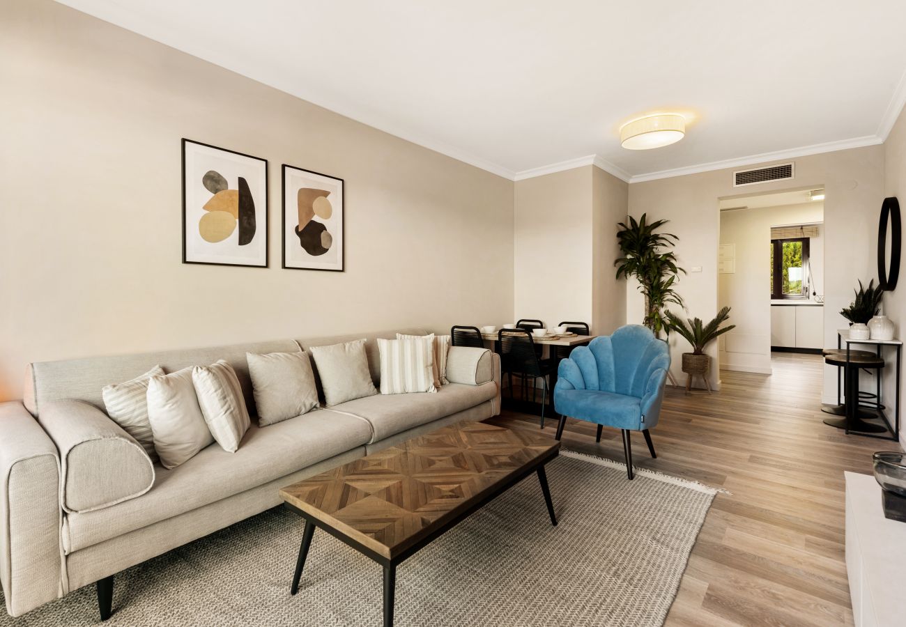 Apartamento en Benahavís - ROYAL MARBELLA RESIDENCES PREMIUM TWO BR WITH VIEWS BY ALFRESCO 