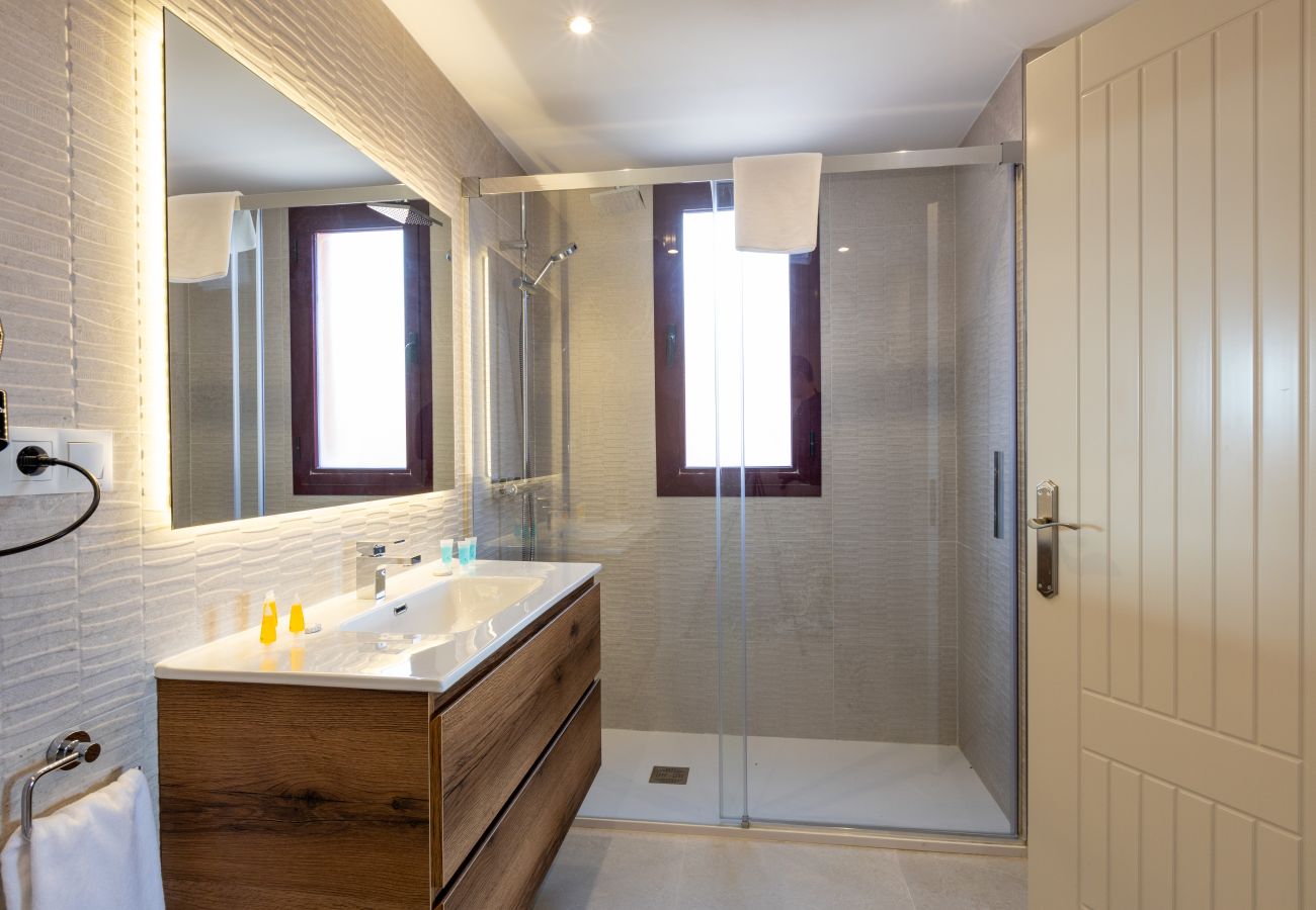 Apartamento en Benahavís - APARTAMENTO PREMIUM DE DOS DORMITORIOS, VISTA