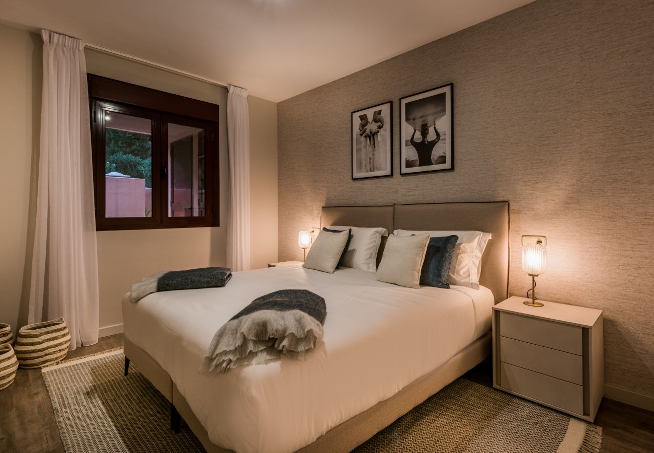 Apartamento en Benahavís - ROYAL MARBELLA CLASSIC ONE BEDROOM APARTMENT WITH VIEWS
