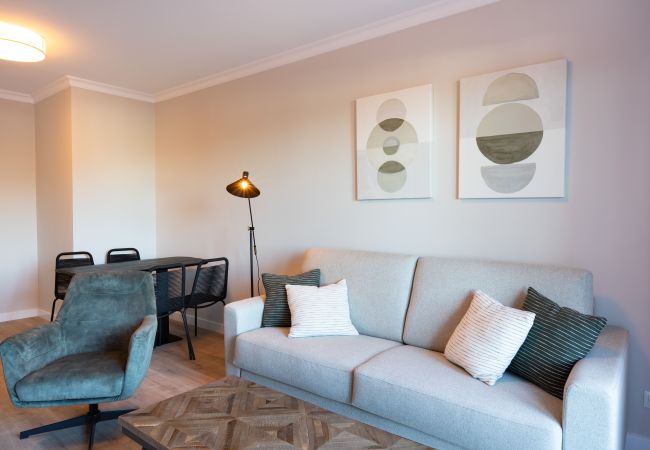 Apartamento en Benahavís - ÁTICO DE TRES DORMITORIOS