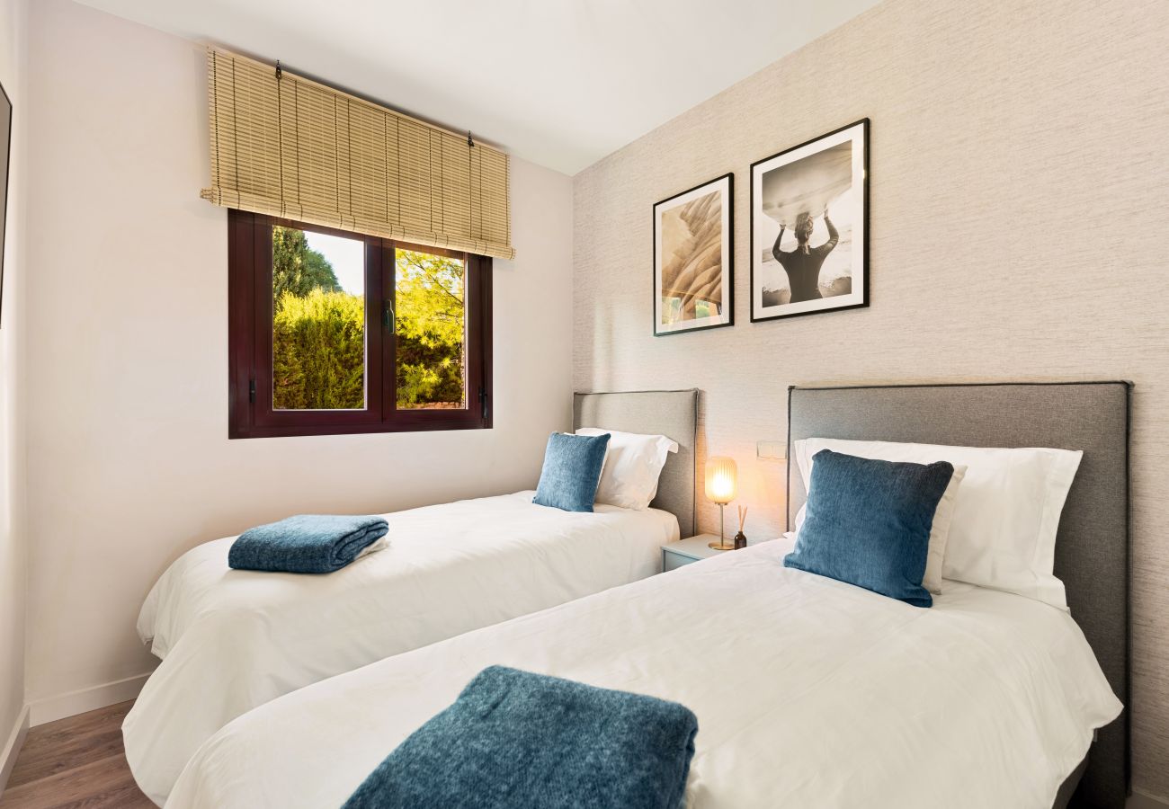 Apartamento en Benahavís - ROYAL MARBELLA THREE BEDROOM PENTHOUSE