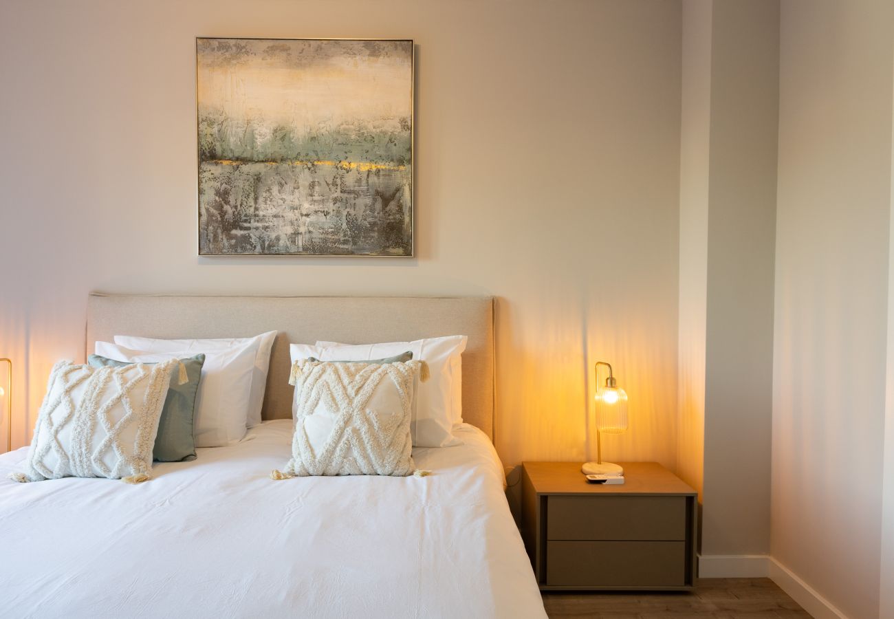 Apartamento en Benahavís - ÁTICO DE TRES DORMITORIOS