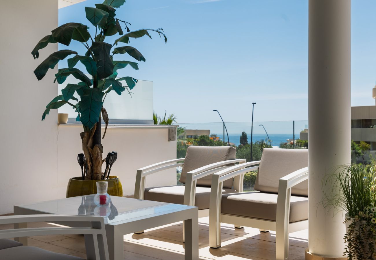 Apartamento en Fuengirola - Higueron Blue Skyline View by Alfresco Stays