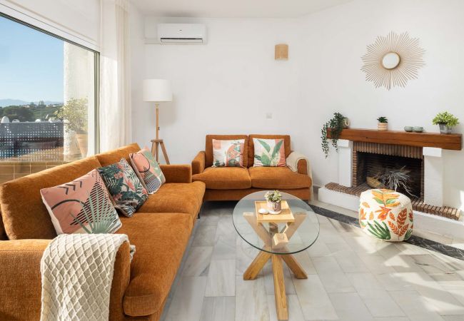 Apartamento en Mijas Costa - Calahonda Seafront by Alfresco Stays Apartamento en Mijas Costa - Calahonda Seafront by Alfresco Stays