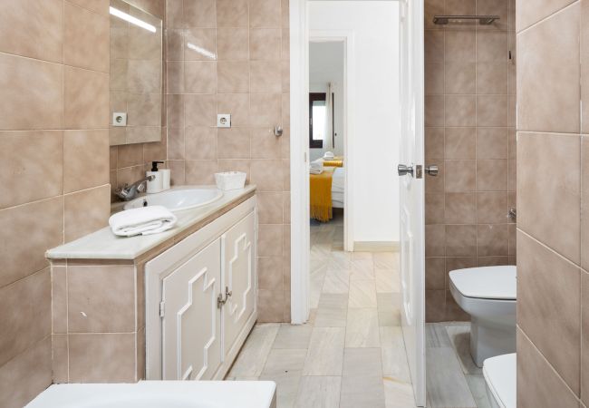 Apartamento en Mijas Costa - Calahonda Seafront by Alfresco Stays Apartamento en Mijas Costa - Calahonda Seafront by Alfresco Stays