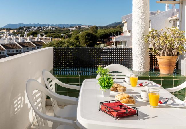 Apartamento en Mijas Costa - Calahonda Seafront by Alfresco Stays Apartamento en Mijas Costa - Calahonda Seafront by Alfresco Stays
