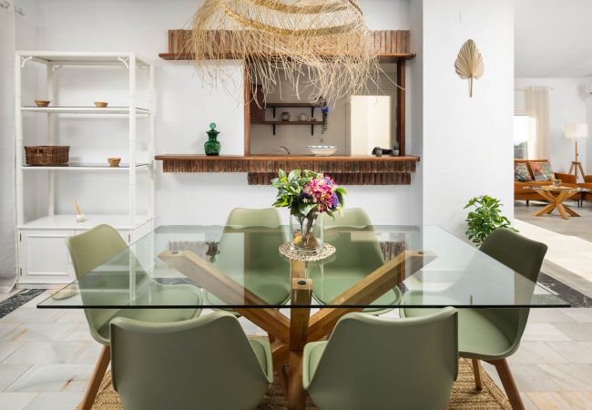 Apartamento en Mijas Costa - Calahonda Seafront by Alfresco Stays Apartamento en Mijas Costa - Calahonda Seafront by Alfresco Stays