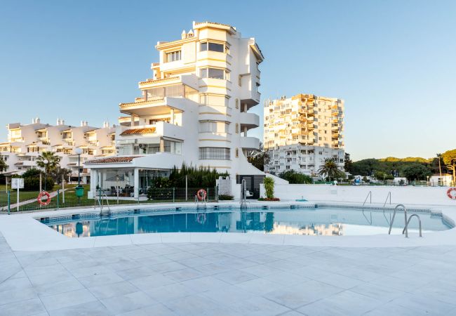 Apartamento en Mijas Costa - Calahonda Seafront by Alfresco Stays Apartamento en Mijas Costa - Calahonda Seafront by Alfresco Stays