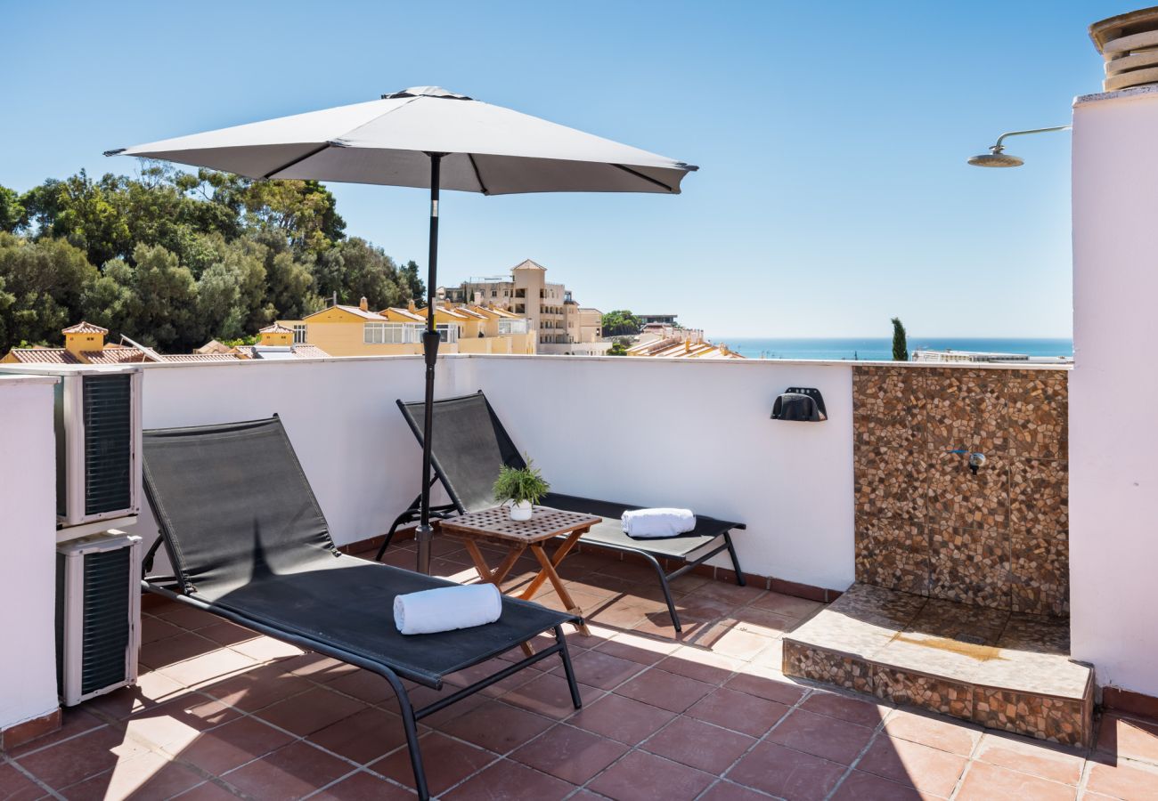 Apartamento en Benalmádena - Benalmadena Sunset Rooftop by Alfresco Stays