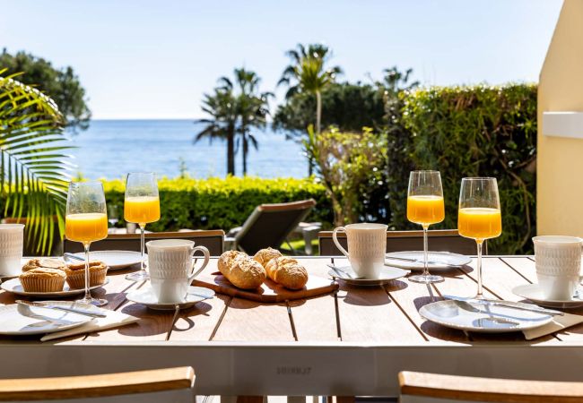 Apartamento en Marbella - Casa Eliseo - Frontline Beach by Alfresco Stays Apartamento en Marbella - Casa Eliseo - Frontline Beach by Alfresco Stays