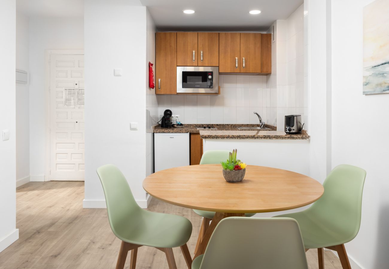 Apartamento en Benalmádena - Bil-Bil Benalbeach by Alfresco Stays