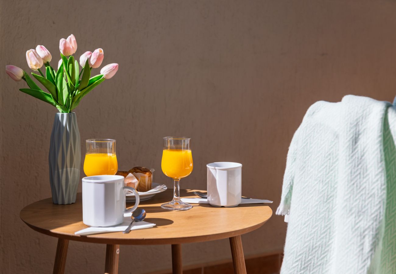 Apartamento en Benalmádena - Bil-Bil Benalbeach by Alfresco Stays
