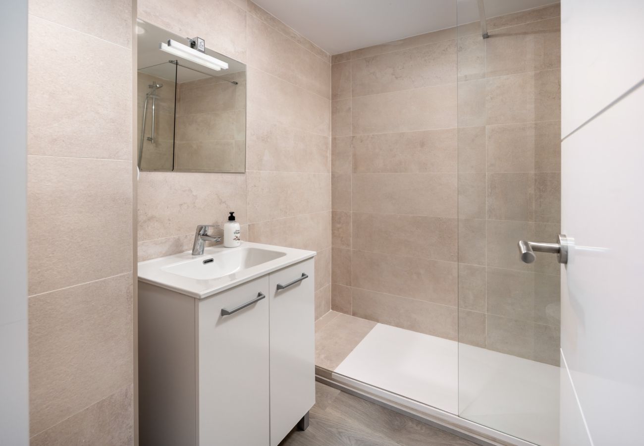 Apartamento en Benalmádena - Bil-Bil Benalbeach by Alfresco Stays