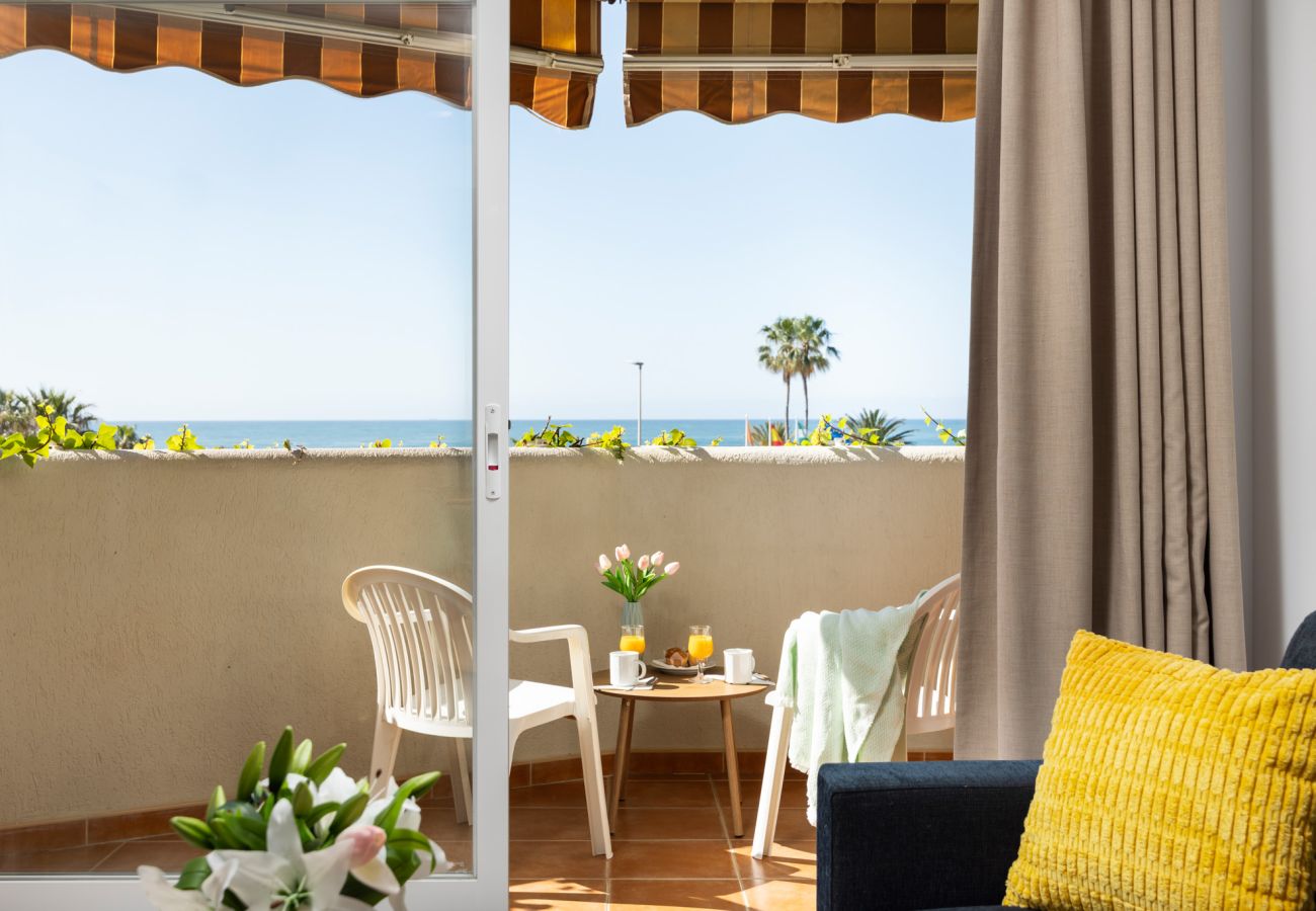 Apartamento en Benalmádena - Bil-Bil Benalbeach by Alfresco Stays