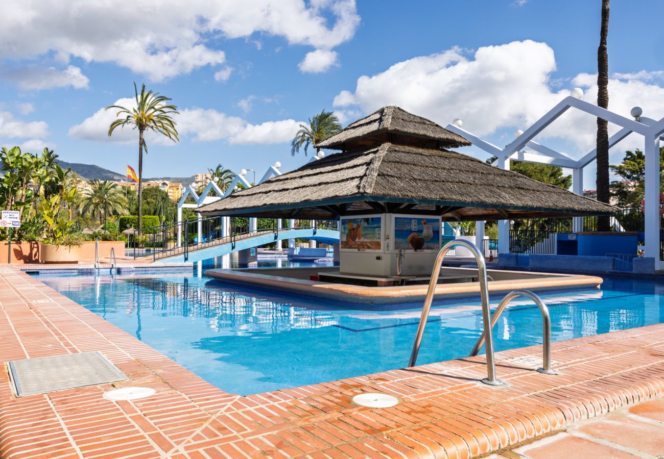 Apartamento en Benalmádena - Bil-Bil Benalbeach by Alfresco Stays