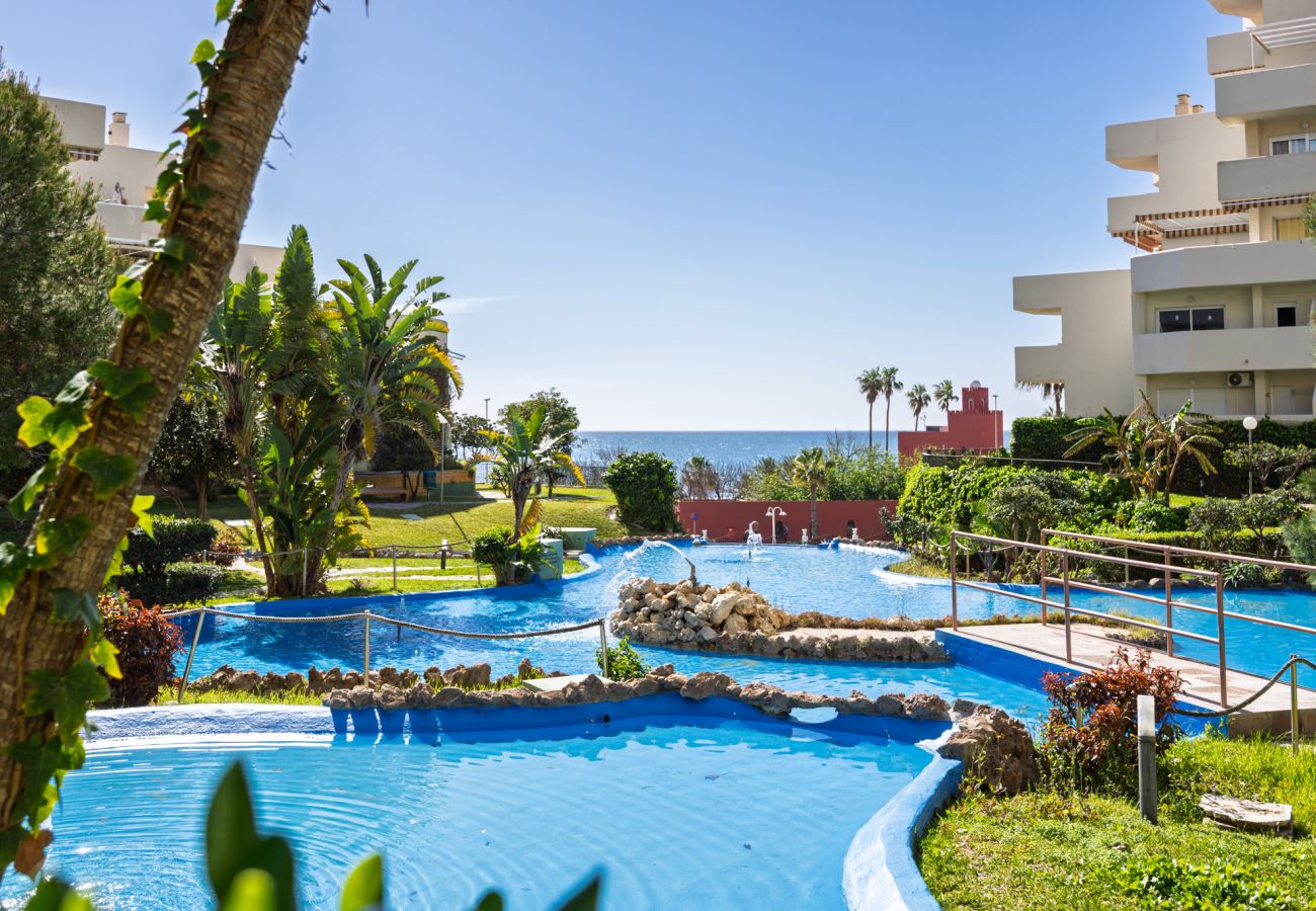 Apartamento en Benalmádena - Bil-Bil Benalbeach by Alfresco Stays