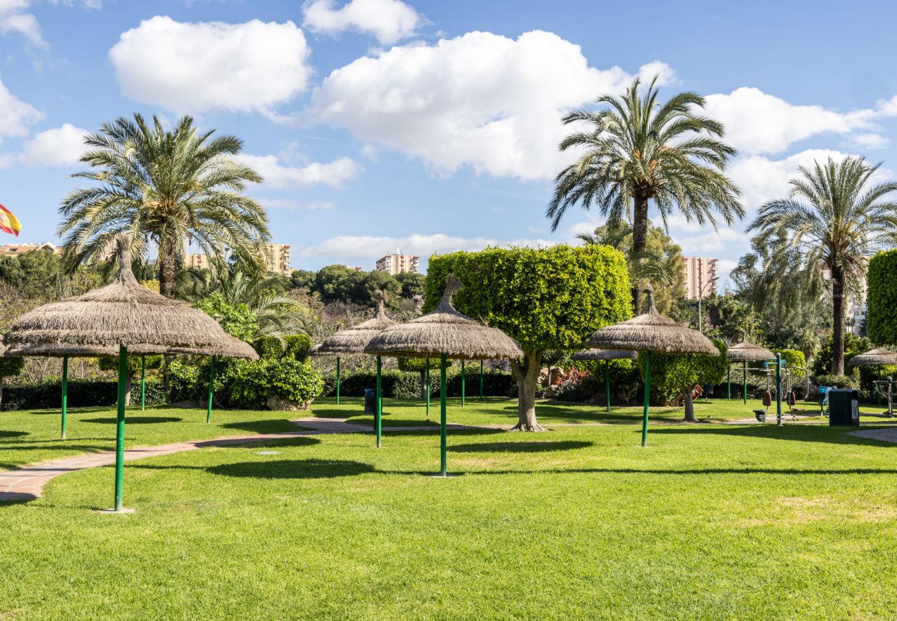 Apartamento en Benalmádena - Bil-Bil Benalbeach by Alfresco Stays