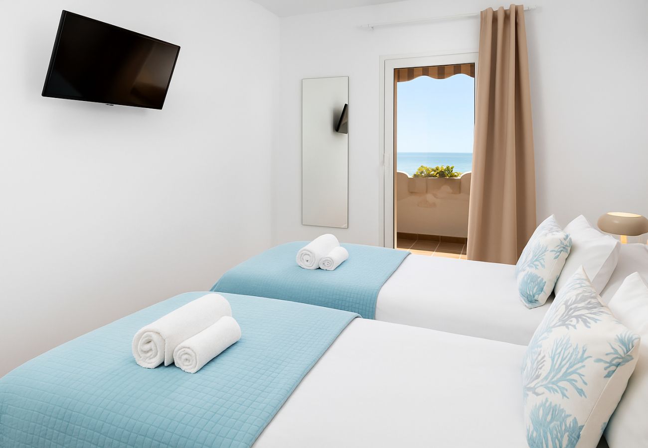Apartamento en Benalmádena - Bil-Bil Benalbeach by Alfresco Stays