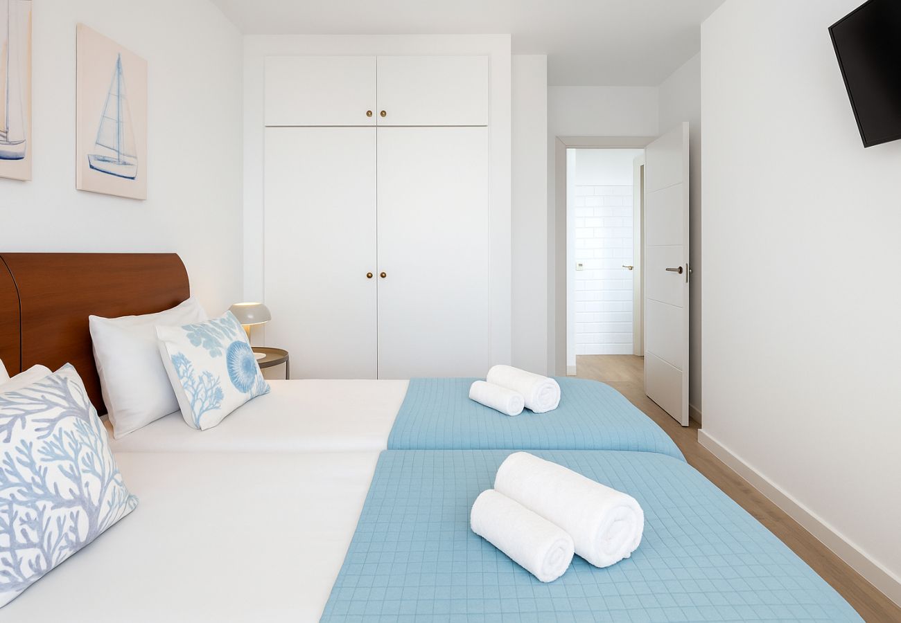 Apartamento en Benalmádena - Bil-Bil Benalbeach by Alfresco Stays