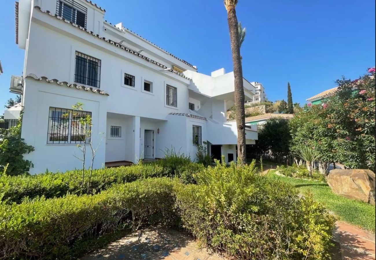 Apartamento en Mijas Costa - Riviera Dream Gardens by Alfresco Stays