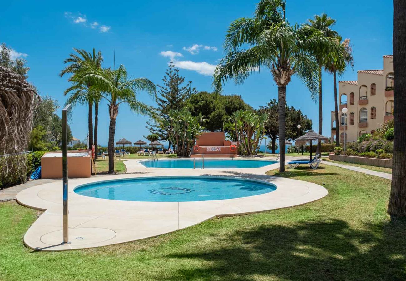 Apartamento en Mijas Costa - Blue Oasis by Alfresco Stays