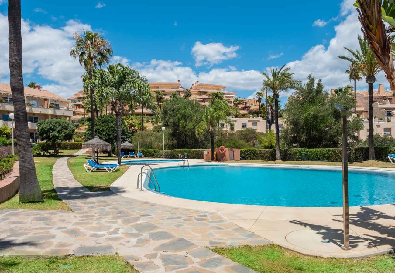 Apartamento en Mijas Costa - Blue Oasis by Alfresco Stays