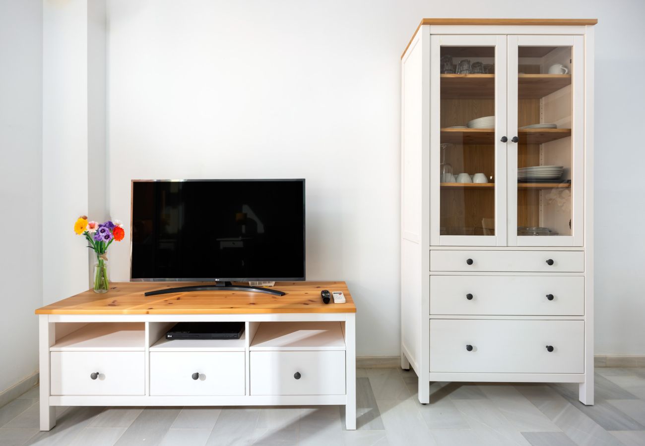 Apartamento en Mijas Costa - Sunny Terrace Getaway by Alfresco Stays