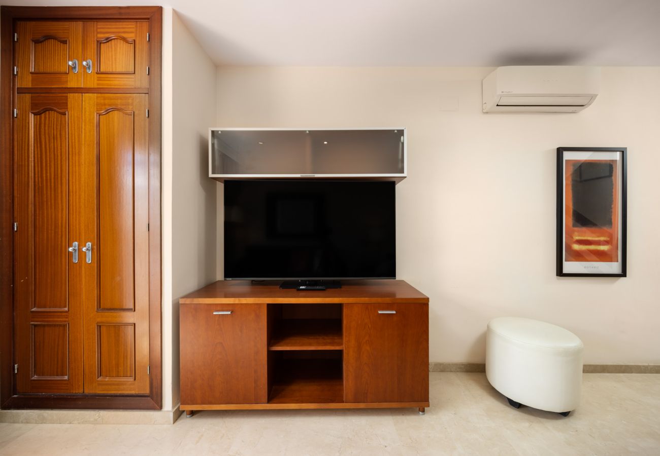 Apartamento en Mijas Costa - Coastal Break by Alfresco Stays