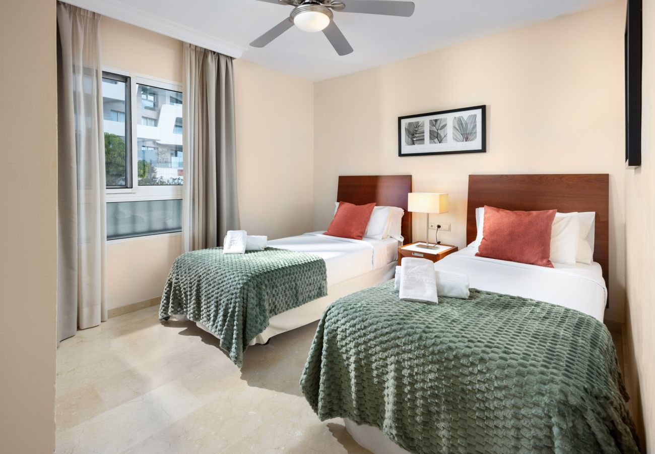 Apartamento en Mijas Costa - Coastal Break by Alfresco Stays