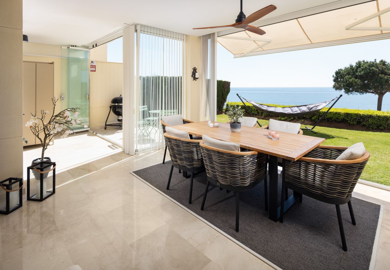 Apartamento en Marbella - Cabopino Seafront by Alfresco Stays