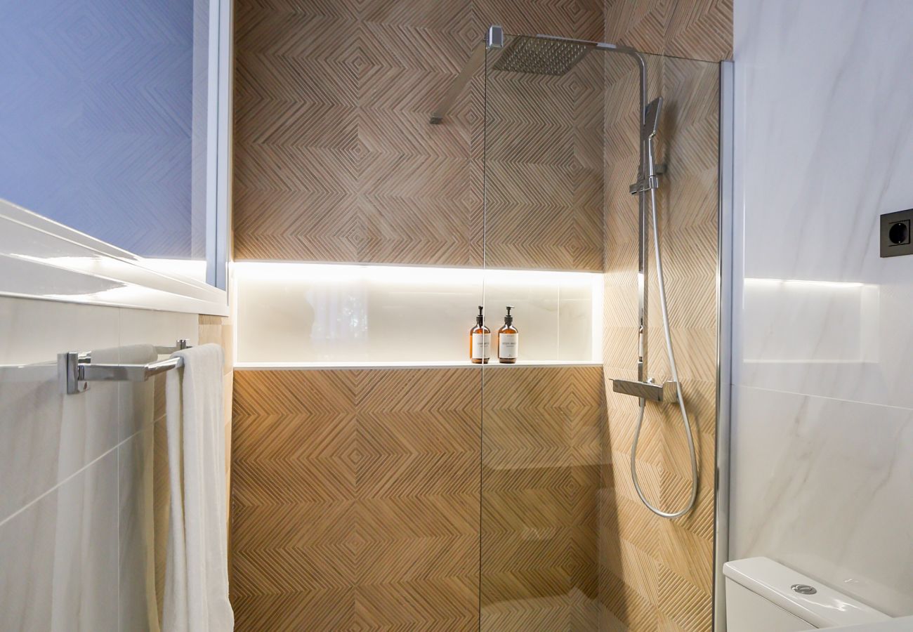 Apartamento en Fuengirola - Centro Serenity Flat by Alfresco Stays