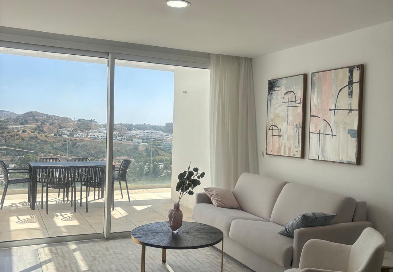 Apartamento en Mijas - Casa Banderas Sea & Valley Views by Alfresco Stays