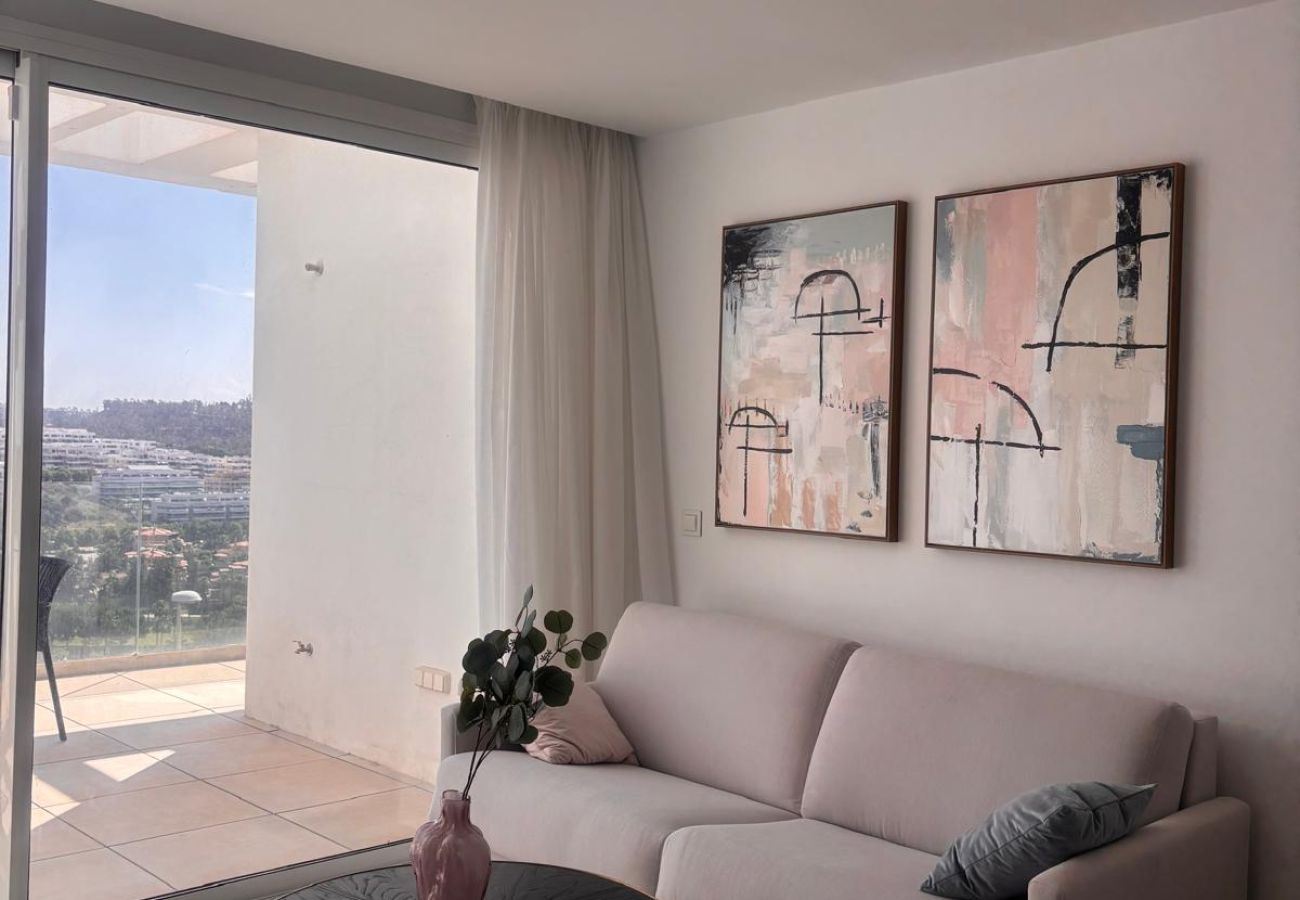 Apartamento en Mijas - Casa Banderas Sea & Valley Views by Alfresco Stays