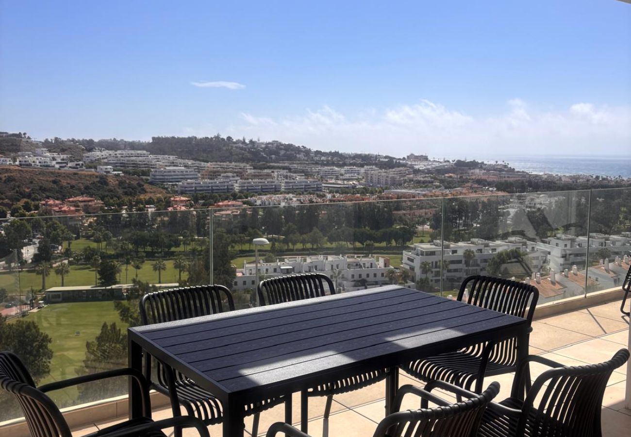Apartamento en Mijas - Casa Banderas Sea & Valley Views by Alfresco Stays