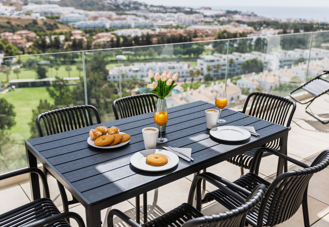 Apartamento en Mijas - Casa Banderas Sea & Valley Views by Alfresco Stays