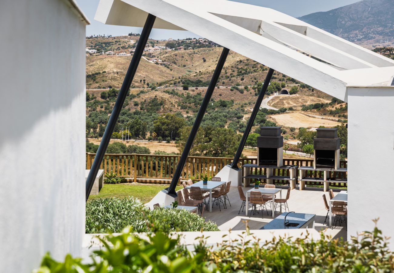 Apartamento en Mijas - Casa Banderas Sea & Valley Views by Alfresco Stays