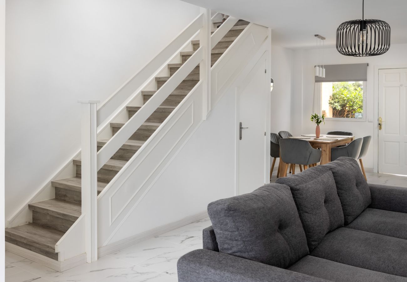 Apartamento en Mijas Costa - Sunrise Sunset Haven by Alfresco Stays