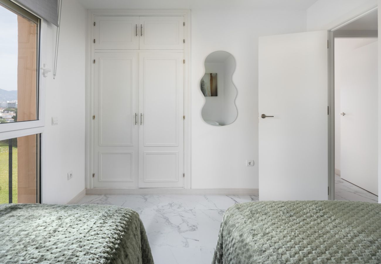 Apartamento en Mijas Costa - Sunrise Sunset Haven by Alfresco Stays