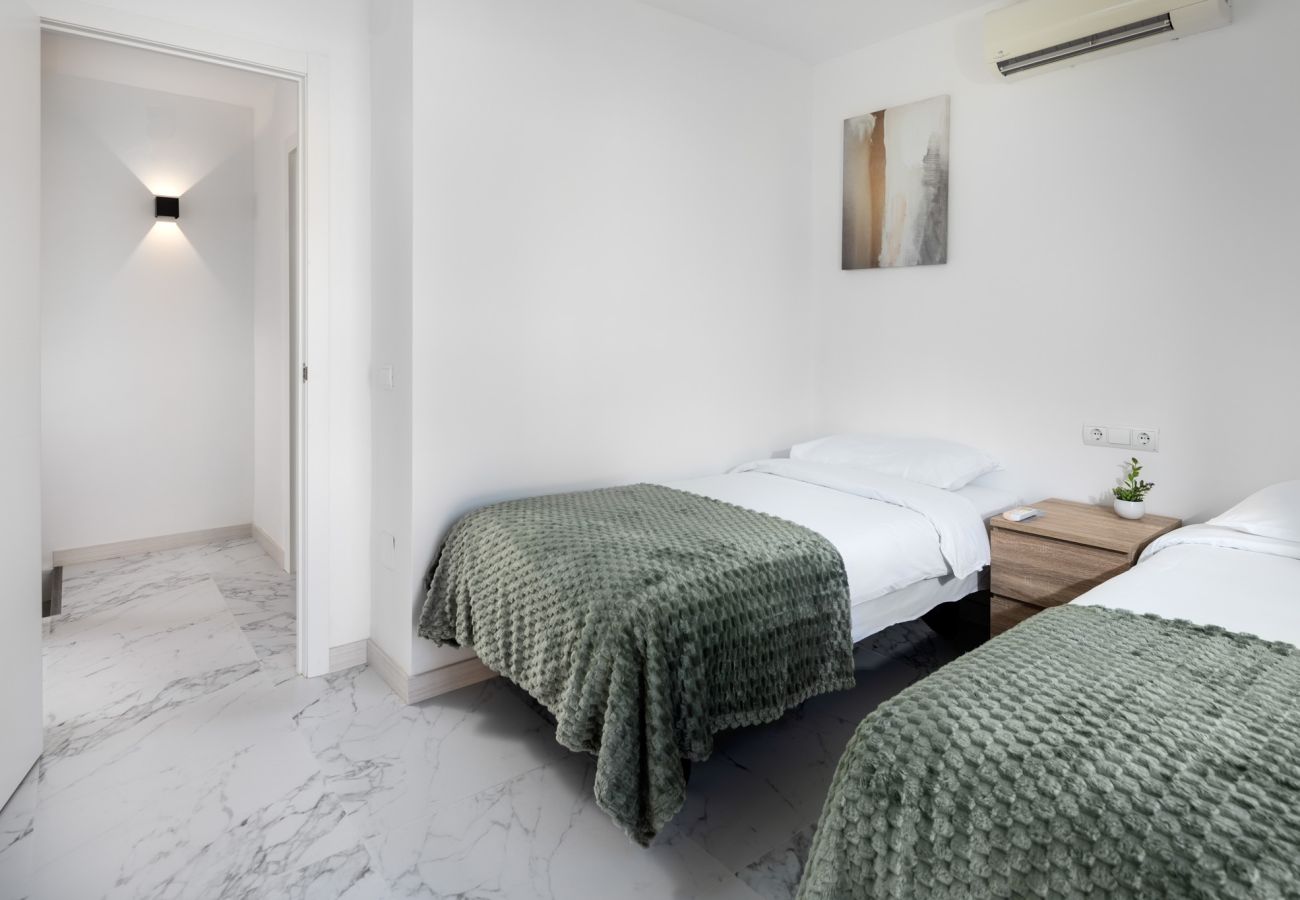 Apartamento en Mijas Costa - Sunrise Sunset Haven by Alfresco Stays