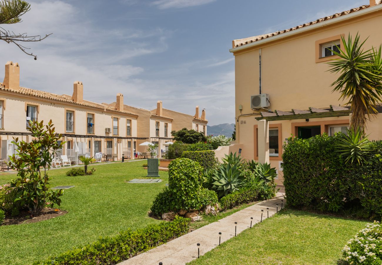 Apartamento en Mijas Costa - Sunrise Sunset Haven by Alfresco Stays