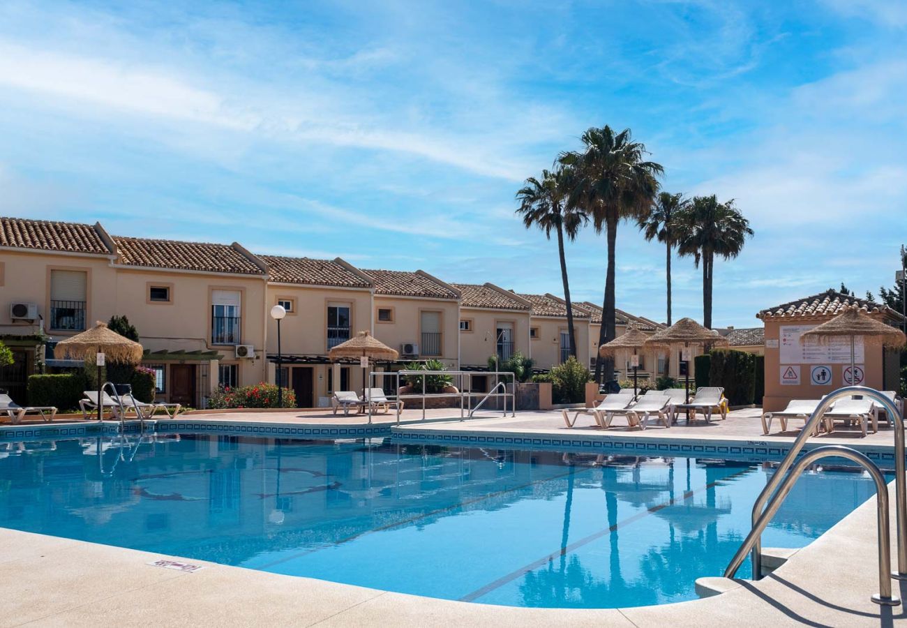 Apartamento en Mijas Costa - Sunrise Sunset Haven by Alfresco Stays