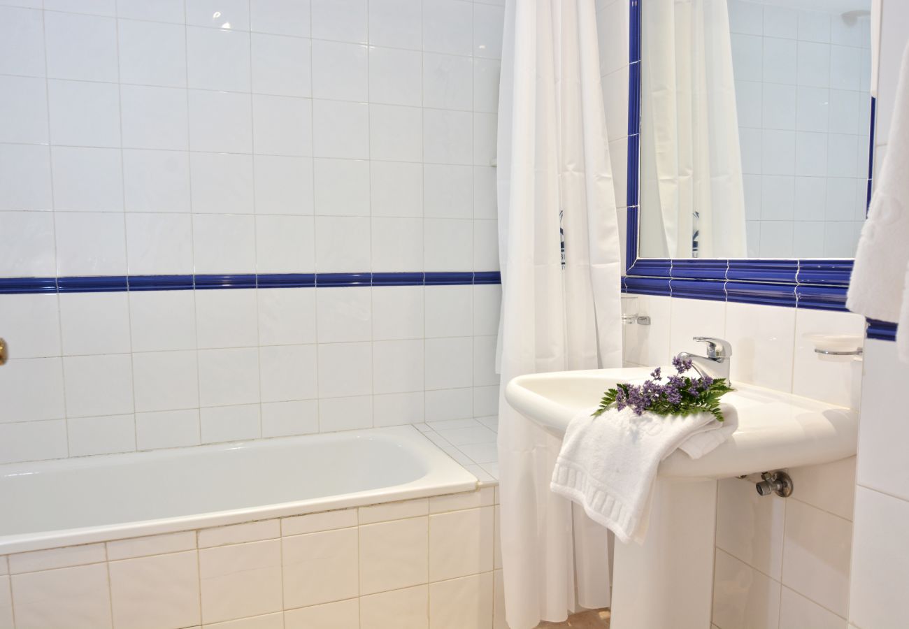 Apartment in Benalmádena - ALFRESCO STAYS BenalBeach Ocean Club