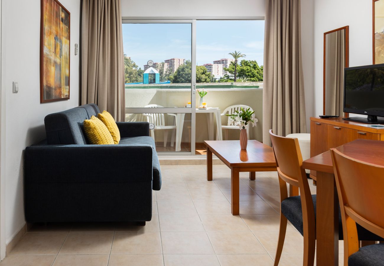 Apartment in Benalmádena - Benalbeach Cozy by Alfresco Stays